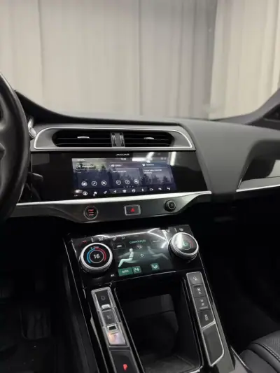 Jaguar I-Pace 2018 - 20999 EUR, 120000 km - AUTO.MOTO.pt - 120000km - foto 11 de 20