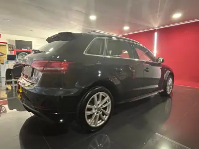 Audi A3 Sportback 2019 - 17950 EUR, 179954 km - 179954km - foto 6 de 22