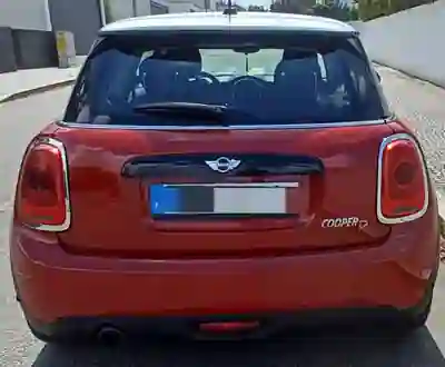 MINI Cooper 2017 - 12690 EUR, 90958 km - AUTO.MOTO.pt - 90958km - foto 7 de 12