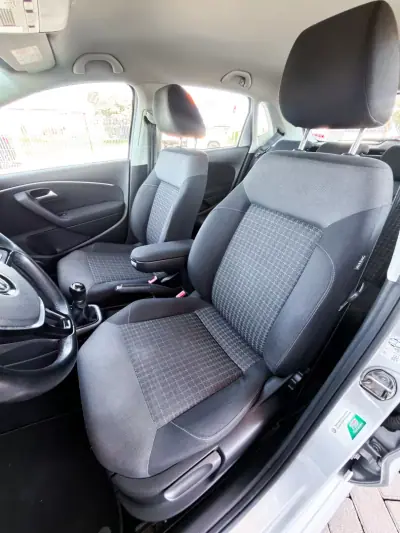 Volkswagen Polo 2016 - 9500 EUR, 131632 km - 131632km - foto 10 de 23