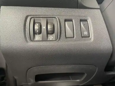 Renault Clio 2019 - 11750 EUR, 106000 km - AUTO.MOTO.pt - 106000km - foto 44 de 45