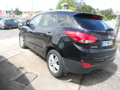 Hyundai ix35 2013 - 12750 EUR, 94101 km - AUTO.MOTO.pt - 94101km - foto 4 de 12