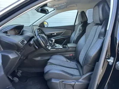 Peugeot 3008 2018 - 14900 EUR, 240000 km - 240000km - foto 25 de 62