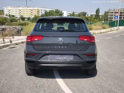 Volkswagen T-Roc 2018 - 16590 EUR, 116954 km - AUTO.MOTO.pt - 116954km - foto 22 de 25