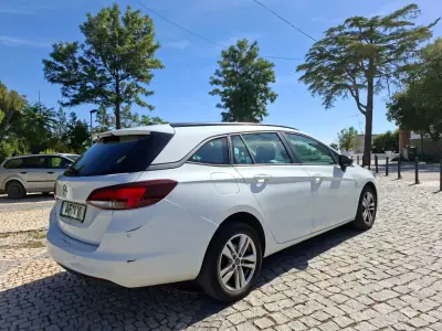 Opel Astra Sports Tourer 2021 - 11900 EUR, 115152 km - 115152km - foto 22 de 22