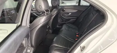 Mercedes-Benz C 220 2016 - 22990 EUR, 170000 km - AUTO.MOTO.pt - 170000km - foto 25 de 36