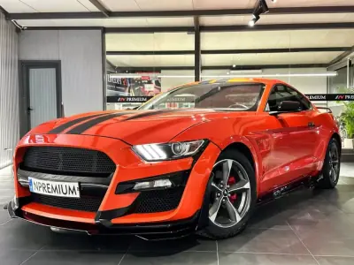 Ford Mustang 2015 - 49990 EUR, 122000 km - AUTO.MOTO.pt - 122000km - foto 15 de 54