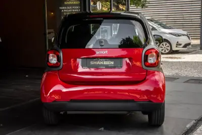 Smart ForTwo Coupé 2019 - 12900 EUR, 70638 km - AUTO.MOTO.pt - 70638km - foto 8 de 28