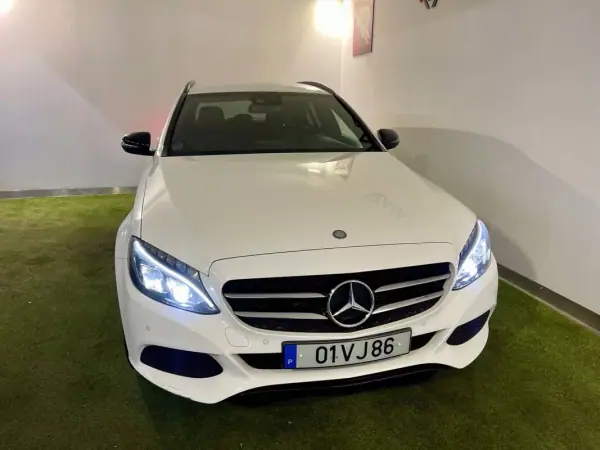 Mercedes-Benz C 220 2015 - 16500 EUR, 266000 km - AUTO.MOTO.pt - 266000km - foto 3 de 29