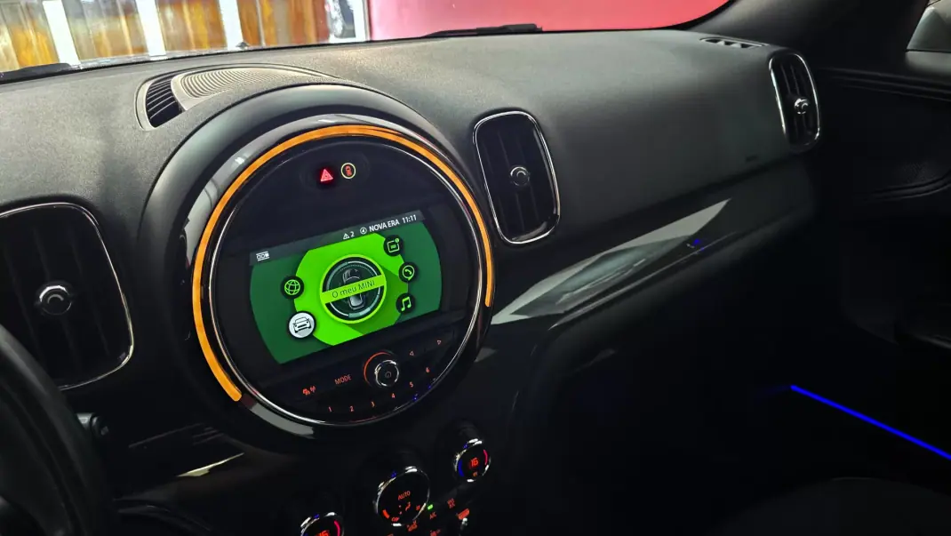 MINI Countryman 2019 - 18990 EUR, 154427 km - 154427km - foto 27 de 68