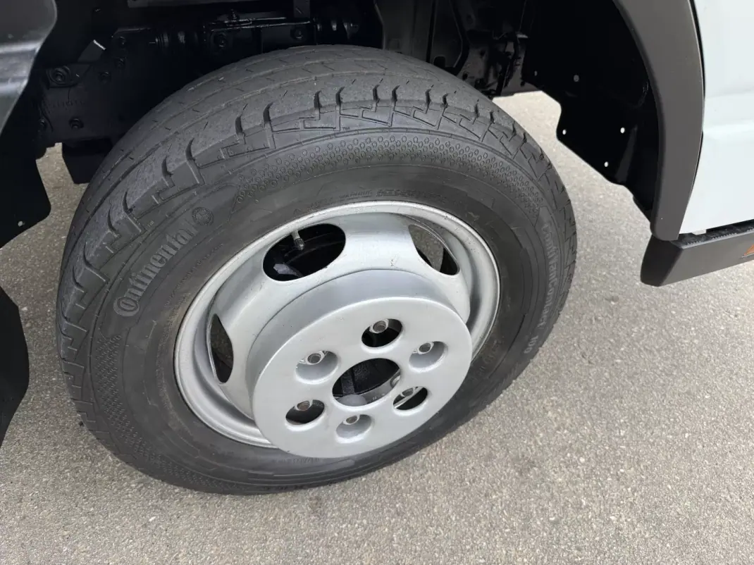 Mitsubishi 2013 - 23990 EUR, 115000 km - AUTO.MOTO.pt - 115000km - foto 21 de 24