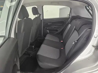 Fiat Grande Punto 2010 - 6000 EUR, 161462 km - AUTO.MOTO.pt - 161462km - foto 28 de 35