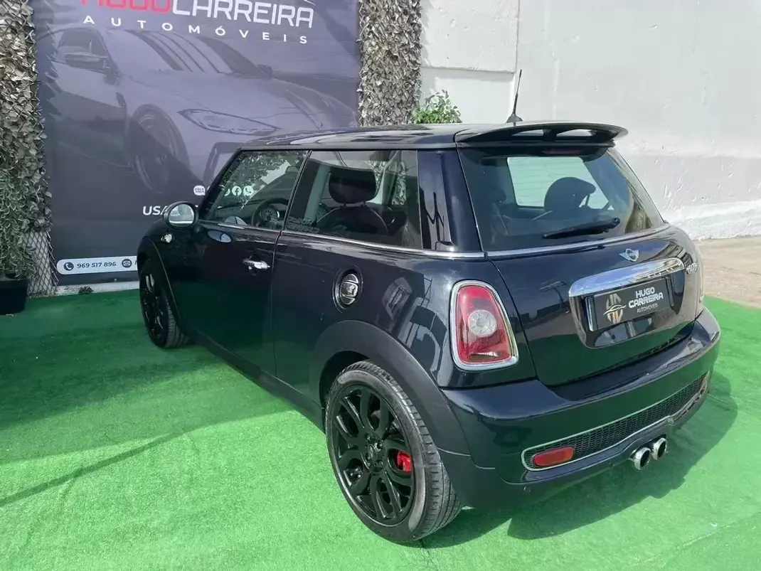 MINI Cooper 2008 - 9250 EUR, 152777 km - AUTO.MOTO.pt - 152777km - foto 4 de 13