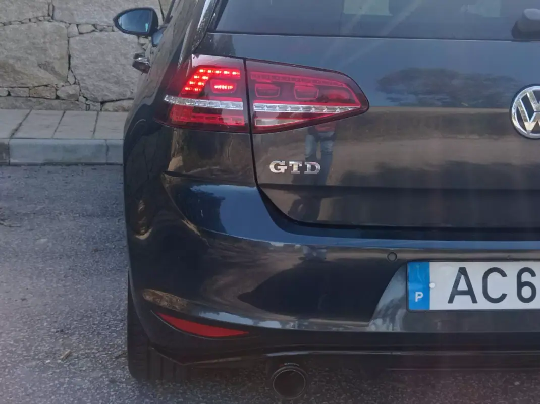 Volkswagen Golf 2013 - 17490 EUR, 214500 km - AUTO.MOTO.pt - 214500km - foto 8 de 17