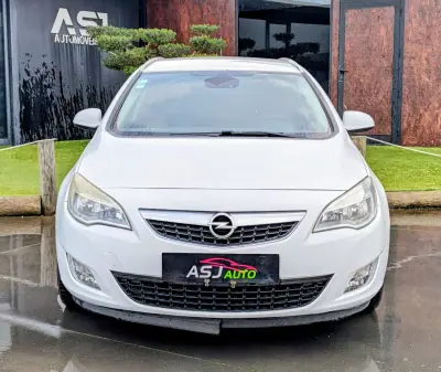 Opel Astra Sports Tourer 2012 - 3900 EUR, 274564 km - AUTO.MOTO.pt - 274564km - foto 3 de 19