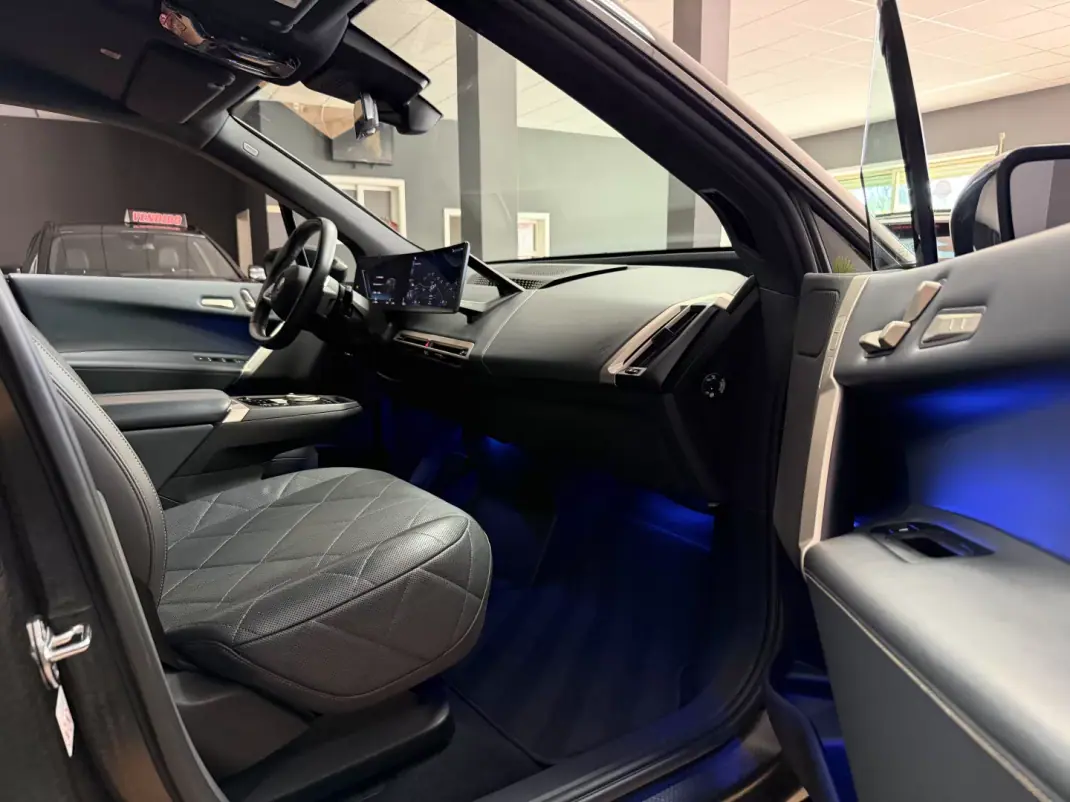 BMW iX 2023 - 58990 EUR, 72846 km - AUTO.MOTO.pt - 72846km - foto 13 de 22