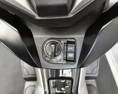 Honda Forza 2018 - 3890 EUR, 41000 km - AUTO.MOTO.pt - 41000km - foto 17 de 21