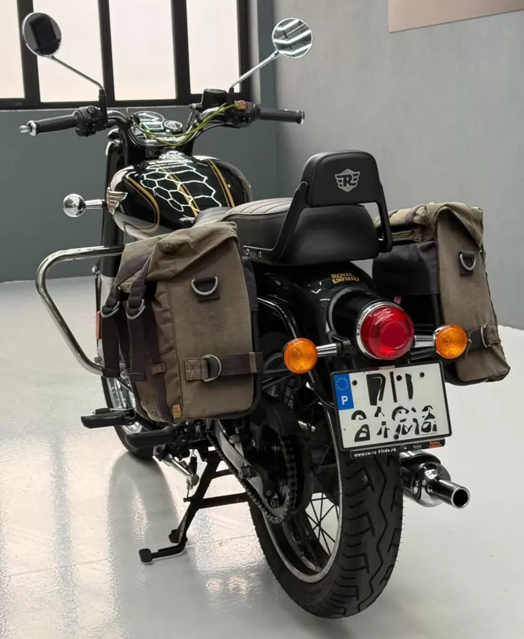 Royal Enfield Bullet Trials 500 Works Replica 2024 - 3950 EUR, 12701 km - AUTO.MOTO.pt - 12701km - foto 16 de 17