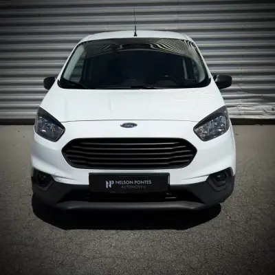Ford Courier tdci 2020 - 10900 EUR, 110000 km - 110000km - foto 2 de 7