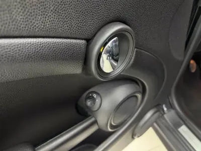 MINI 3 Portas 2012 - 10450 EUR, 137040 km - AUTO.MOTO.pt - 137040km - foto 21 de 34