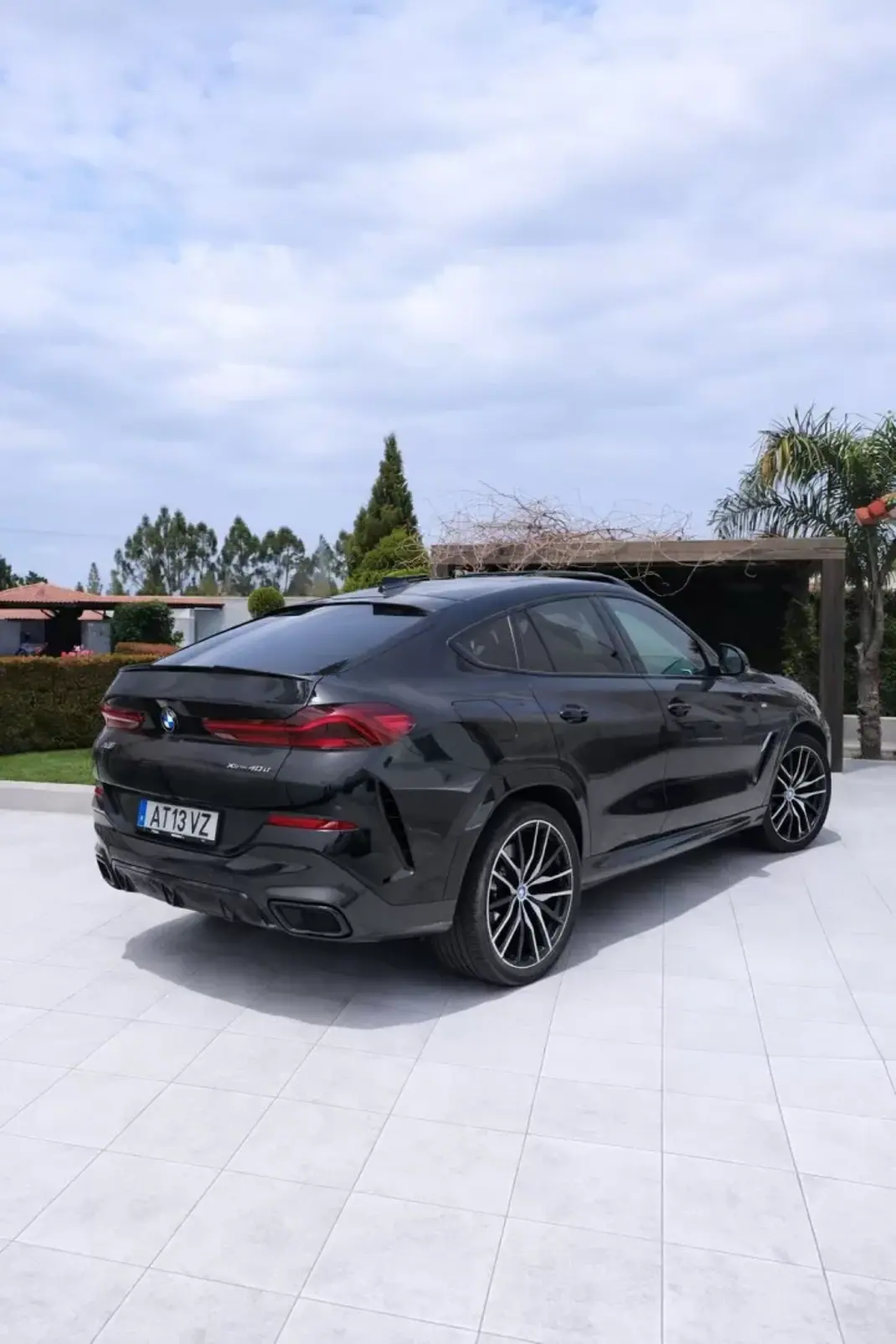 BMW X6 2022 - 89000 EUR, 84231 km - AUTO.MOTO.pt - 84231km - foto 2 de 4