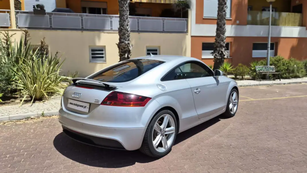 Audi TT Coupé 2011 - 17480 EUR, 165000 km - 165000km - foto 4 de 17