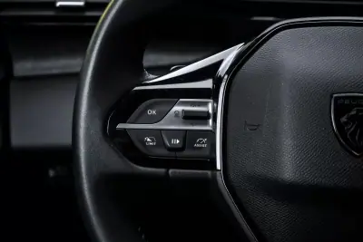 Peugeot 308 SW 2023 - 23790 EUR, 59725 km - AUTO.MOTO.pt - 59725km - foto 14 de 45