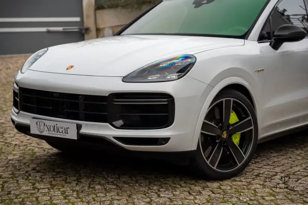 Porsche Cayenne Coupé 2022 - 108888 EUR, 92000 km - AUTO.MOTO.pt - 92000km - foto 6 de 65