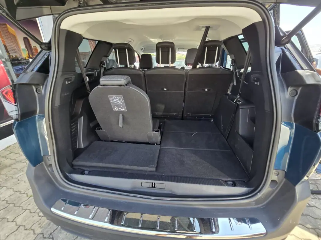 Peugeot 5008 2022 - 23900 EUR, 148000 km - 148000km - foto 27 de 31
