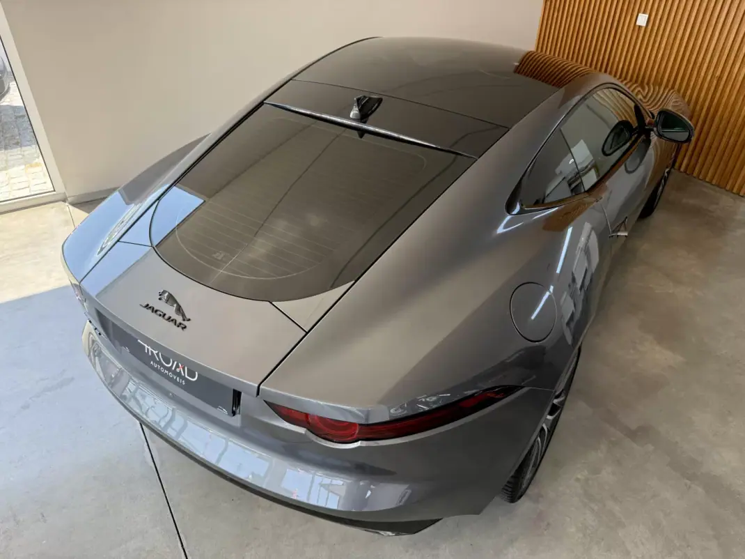 Jaguar F-Type 2018 - 46000 EUR, 64300 km - AUTO.MOTO.pt - 64300km - foto 74 de 135