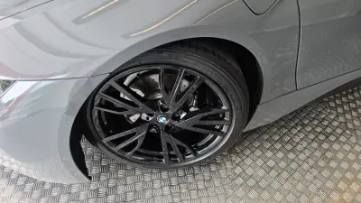 BMW i8 2015 - 62500 EUR, 132830 km - 132830km - foto 31 de 50