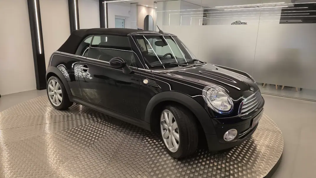 MINI Cooper 2010 - 9900 EUR, 144067 km - AUTO.MOTO.pt - 144067km - foto 19 de 56