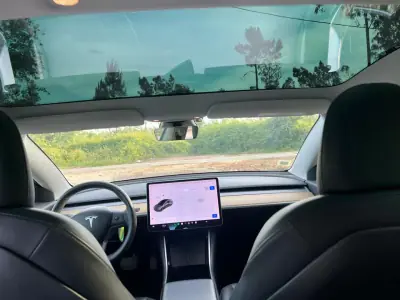 Tesla Model 3 2020 - 21900 EUR, 161211 km - AUTO.MOTO.pt - 161211km - foto 20 de 29