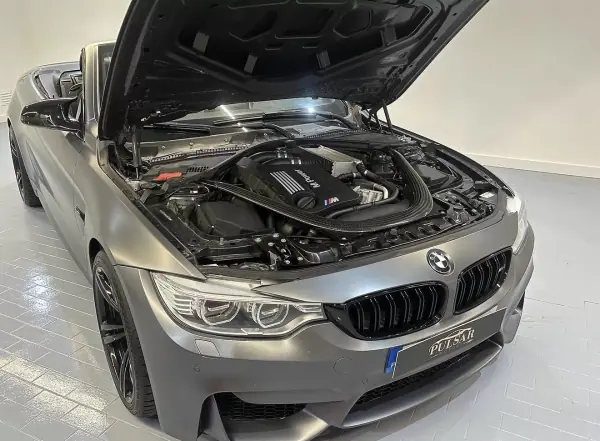 BMW M4 2015 - 49700 EUR, 139000 km - AUTO.MOTO.pt - 139000km - foto 8 de 10