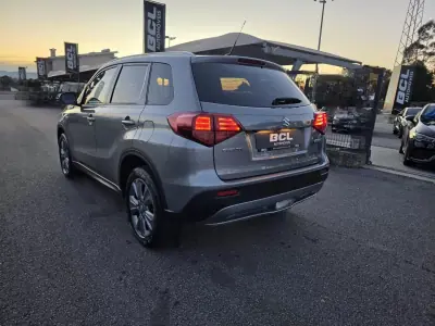 Suzuki Vitara 2018 - 15990 EUR, 45000 km - AUTO.MOTO.pt - 45000km - foto 4 de 21