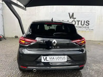 Renault Clio 2022 - 15250 EUR, 37000 km - AUTO.MOTO.pt - 37000km - foto 5 de 13