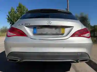 Mercedes-Benz CLA 180 2018 — foto 5 de 10