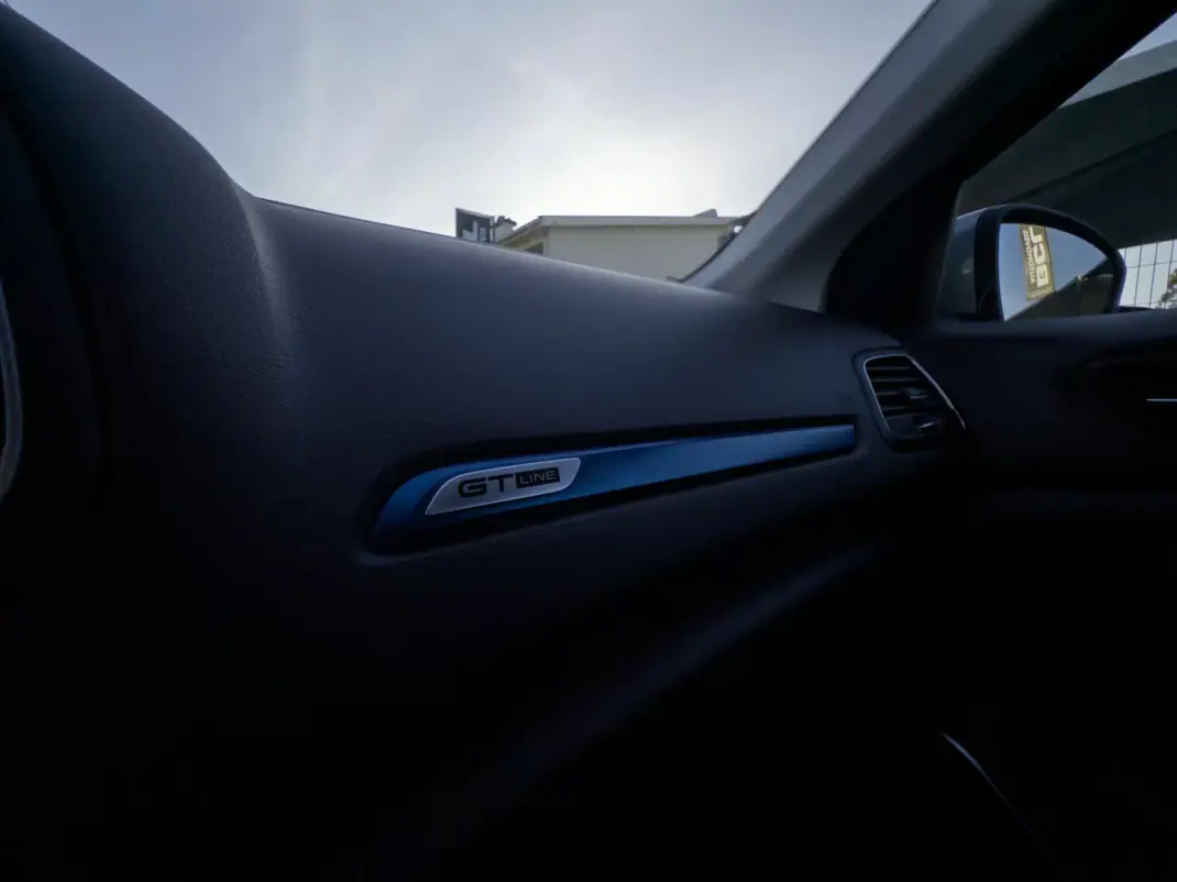 Renault Mégane Sport Tourer 2016 - 13990 EUR, 163000 km - AUTO.MOTO.pt - 163000km - foto 20 de 47