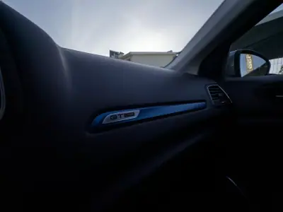 Renault Mégane Sport Tourer 2016 - 13990 EUR, 163000 km - AUTO.MOTO.pt - 163000km - foto 20 de 47