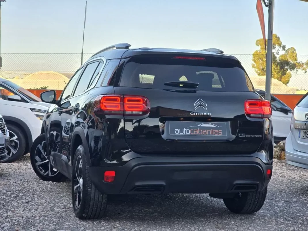 Citroën C5 Aircross 2019 - 18500 EUR, 117400 km - AUTO.MOTO.pt - 117400km - foto 7 de 24