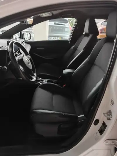 Toyota Corolla 2021 - 21550 EUR, 73400 km - AUTO.MOTO.pt - 73400km - foto 13 de 37