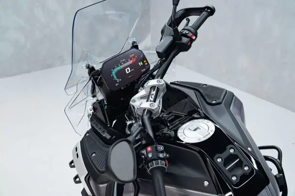 BMW R 1300 GS Adventure 2024 - 24950 EUR, 6150 km - AUTO.MOTO.pt - 6150km - foto 20 de 41