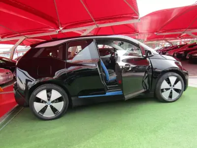 BMW i3 2018 - 17000 EUR, 99120 km - 99120km - foto 5 de 21