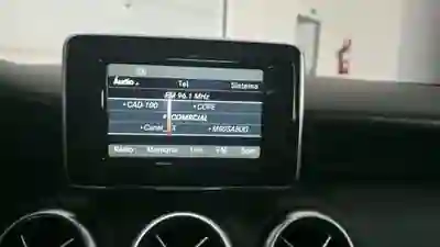Mercedes-Benz A-Class 2015 - 13500 EUR, 261000 km - foto 3 de 4