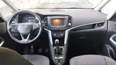 Opel Zafira 2019 - 18750 EUR, 116293 km - AUTO.MOTO.pt - 116293km - foto 10 de 15