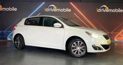 Peugeot 308 2014 - 8990 EUR, 180724 km - AUTO.MOTO.pt - 180724km - foto 6 de 34