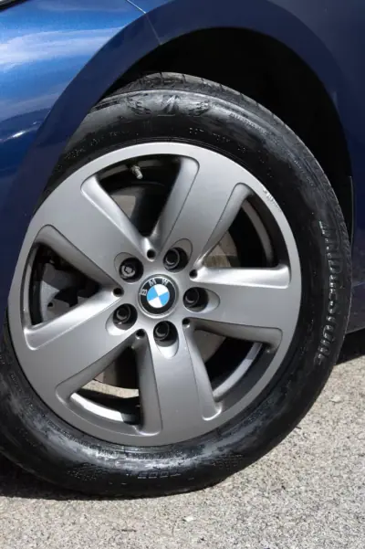 BMW 116 2020 - 17990 EUR, 140000 km - AUTO.MOTO.pt - 140000km - foto 7 de 38