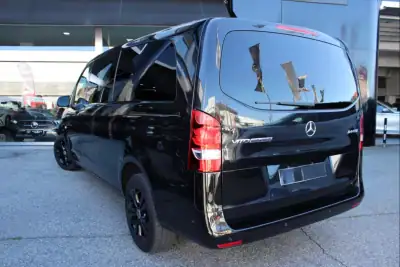 Mercedes-Benz Vito Tourer 2021 - 29900 EUR, 202585 km - AUTO.MOTO.pt - 202585km - foto 2 de 18