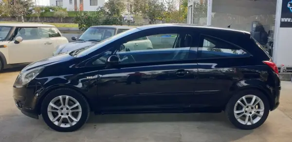 Opel 1.3 CDTI COSMO M6 2007 - 5990 EUR, 203394 km - AUTO.MOTO.pt - 203394km - foto 8 de 17