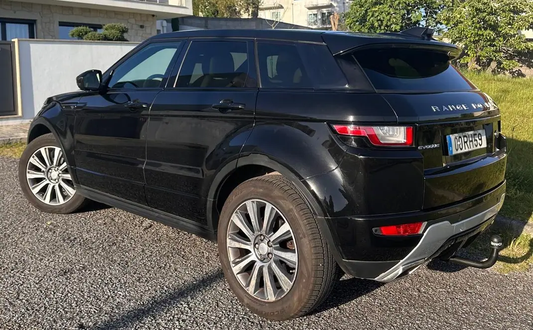 Land Rover Range Rover Evoque 2016 - 22500 EUR, 143300 km - AUTO.MOTO.pt - 143300km - foto 4 de 17